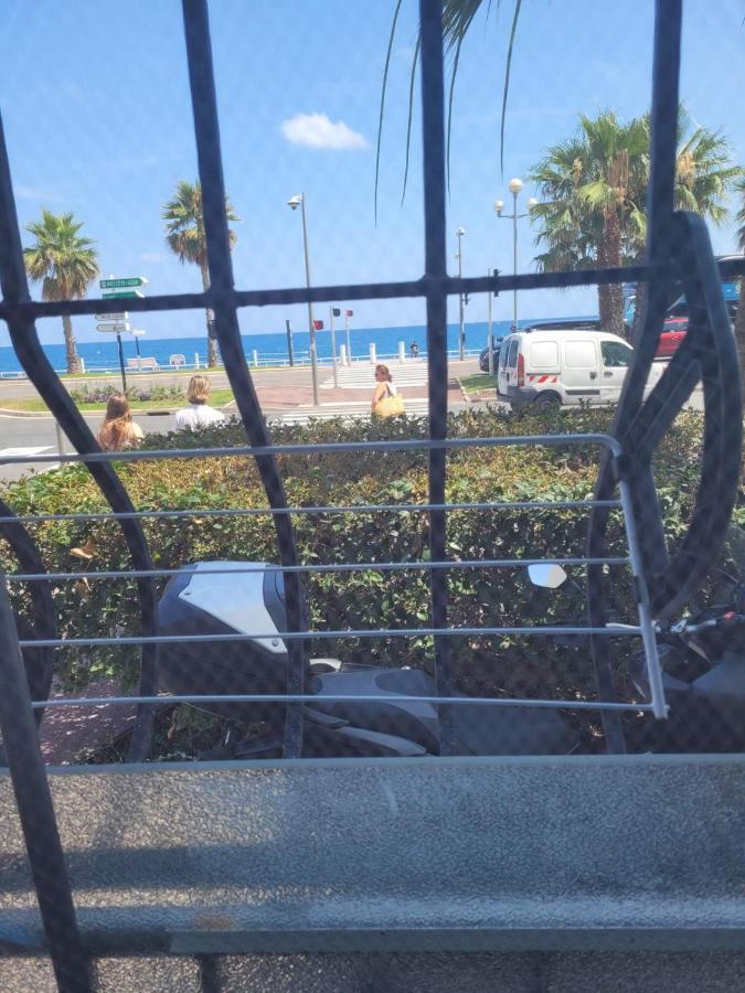 2 Pieces Promenade Des Anglais Nizza Exterior foto